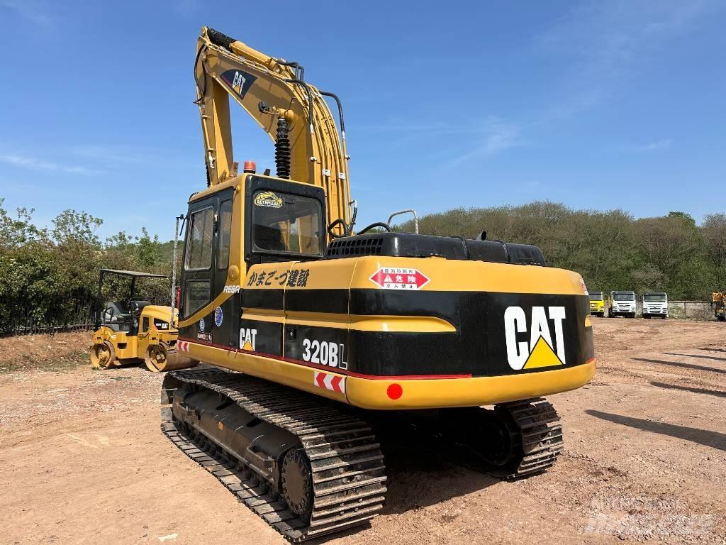 CAT 320 B L Telakaivukoneet