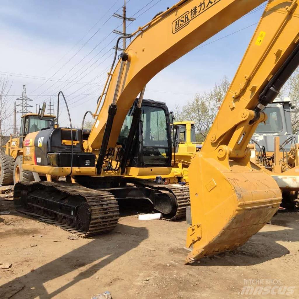 CAT 320 D Telakaivukoneet