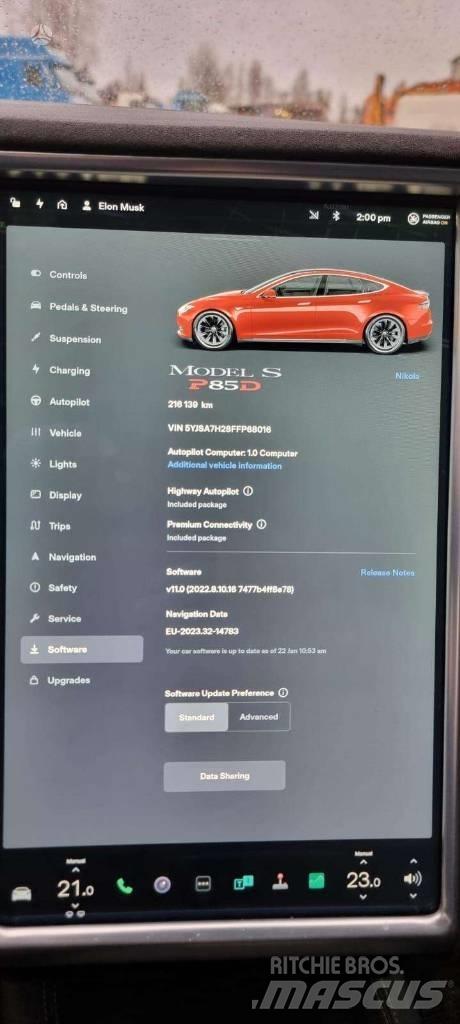 Tesla Model S P85D Henkilöautot
