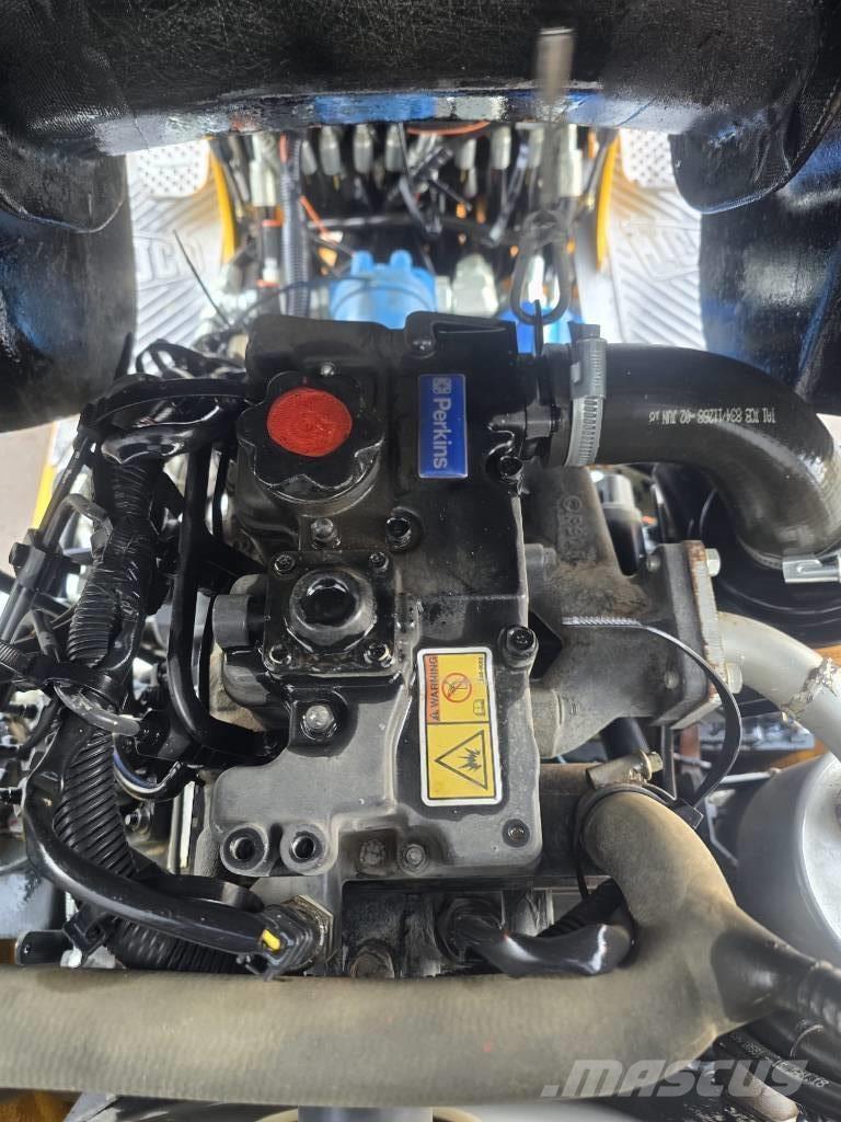 JCB 8008 CTS Minikaivukoneet < 7t