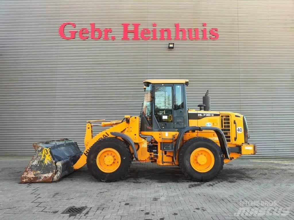 Hyundai HL 730-9 Pyöräkuormaajat