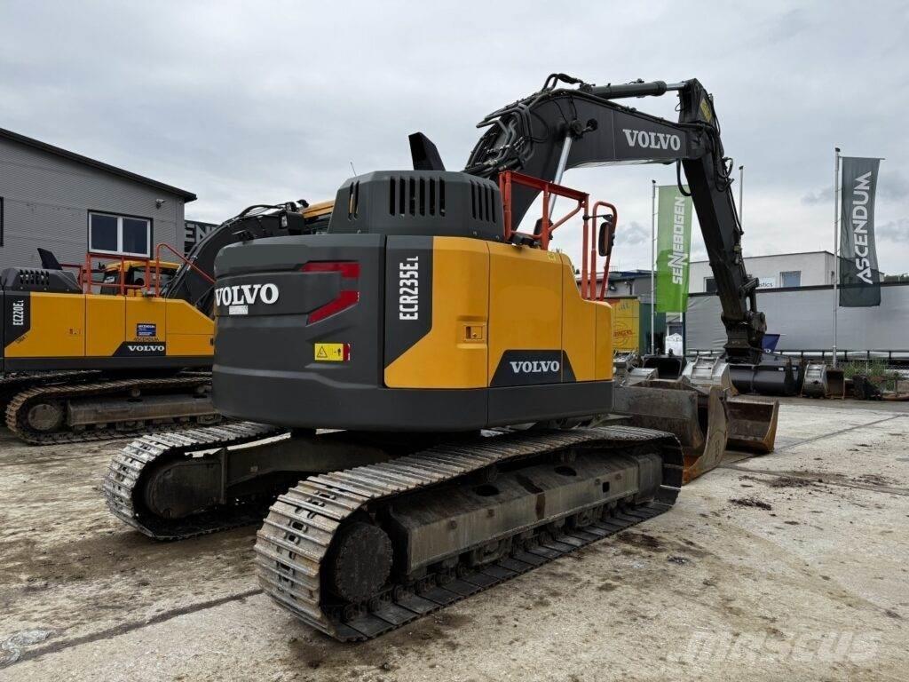 Volvo ECR235EL Telakaivukoneet