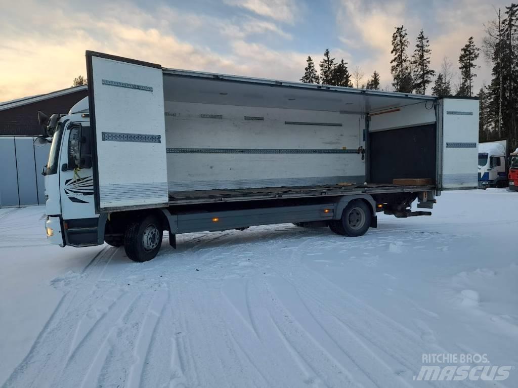 Mercedes-Benz Atego Umpikorikuorma-autot