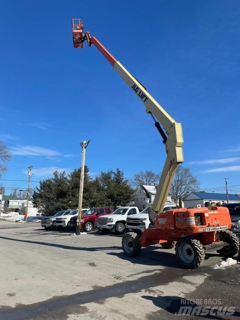 JLG M-600-JP Kuukulkijat