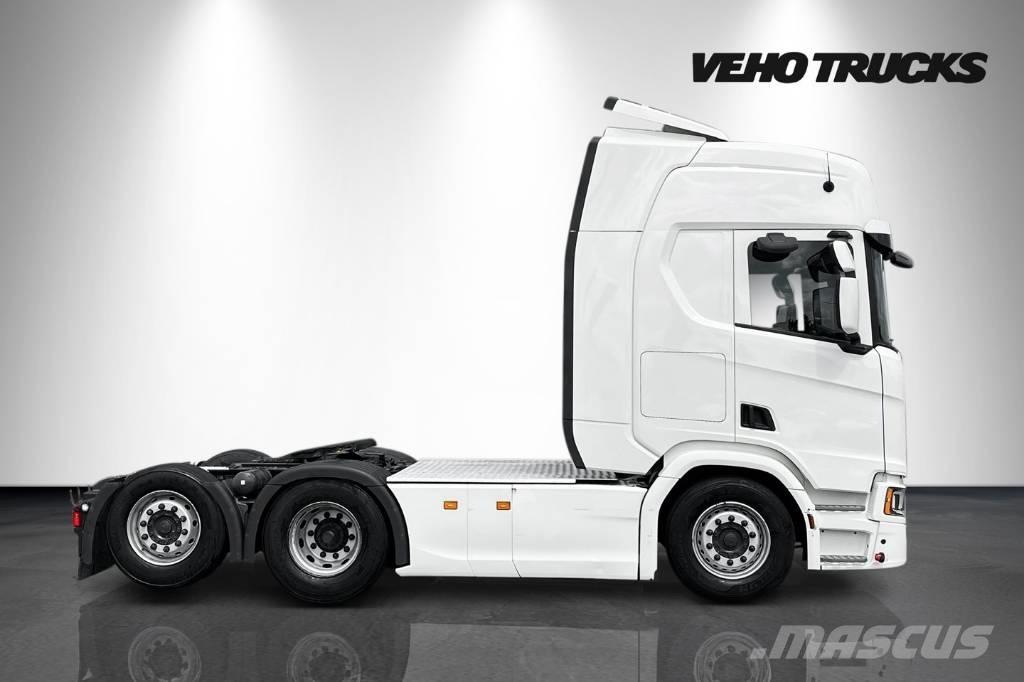 Scania R 500 6x2 Vetopöytäautot