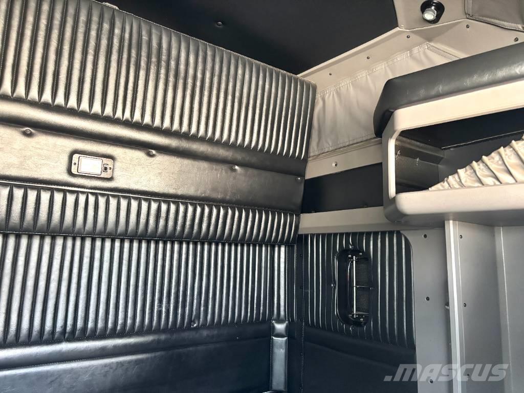 Kenworth T 800 Vetopöytäautot