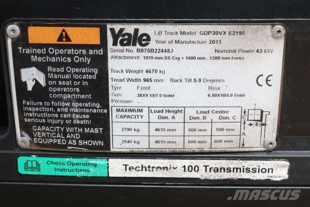 Yale GDP30VX Dieseltrukit