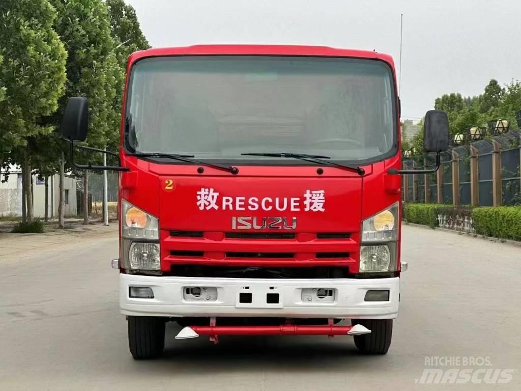 Isuzu ELF Tienhoitoautot