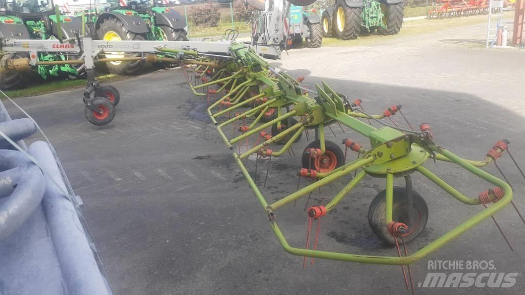 CLAAS VOLTO 1300 T Pöyhimet ja haravat