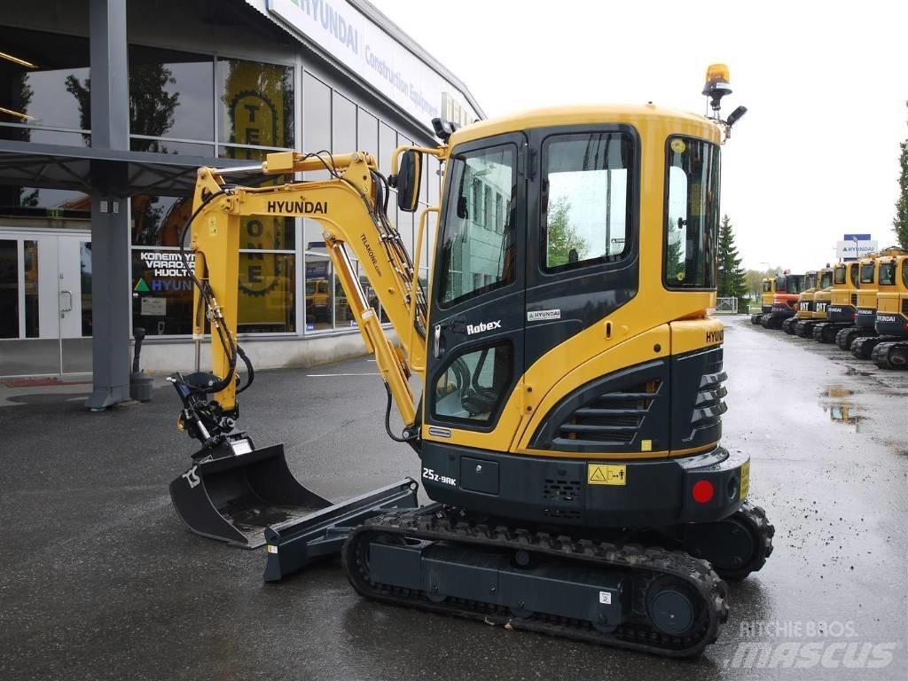 Hyundai R25Z-9AK Minikaivukoneet < 7t