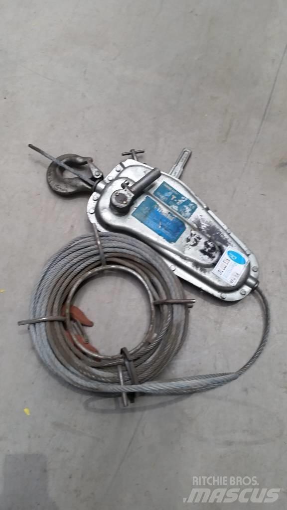  TIRFOR T-7 Muut koneet