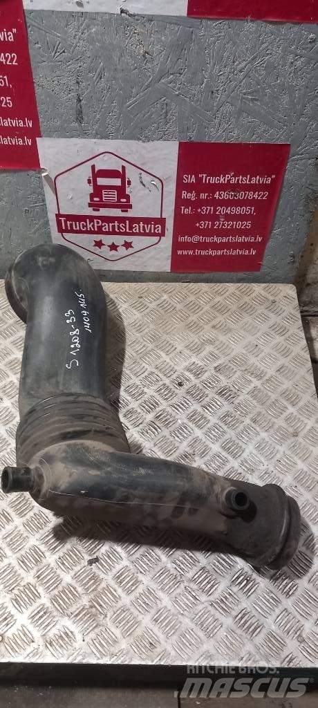 Scania 94 D.  1409145 Ohjaamot ja sisustat