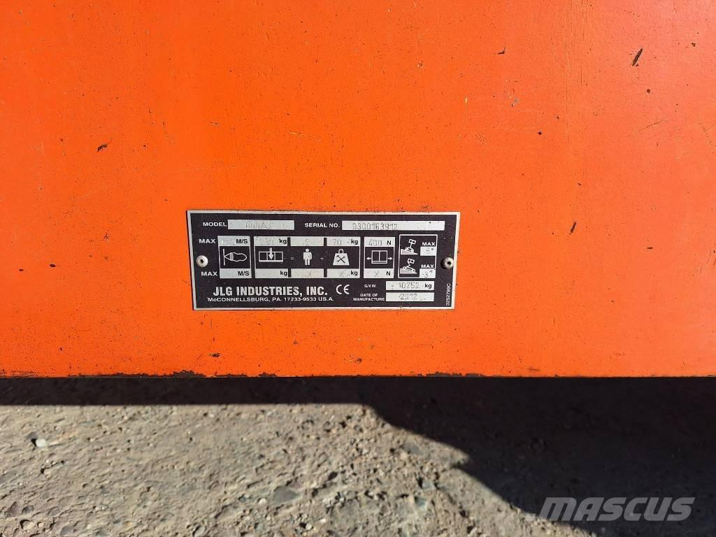 JLG 600AJ Kuukulkijat