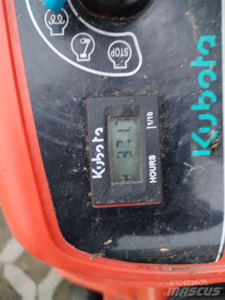 Kubota GZD 21 Päältäajettavat ruohonleikkurit