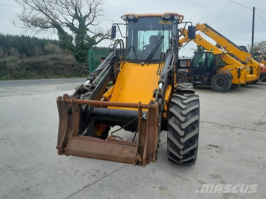 JCB 412 Maatalouskurottajat