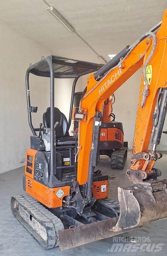 Hitachi ZX19U Minikaivukoneet < 7t