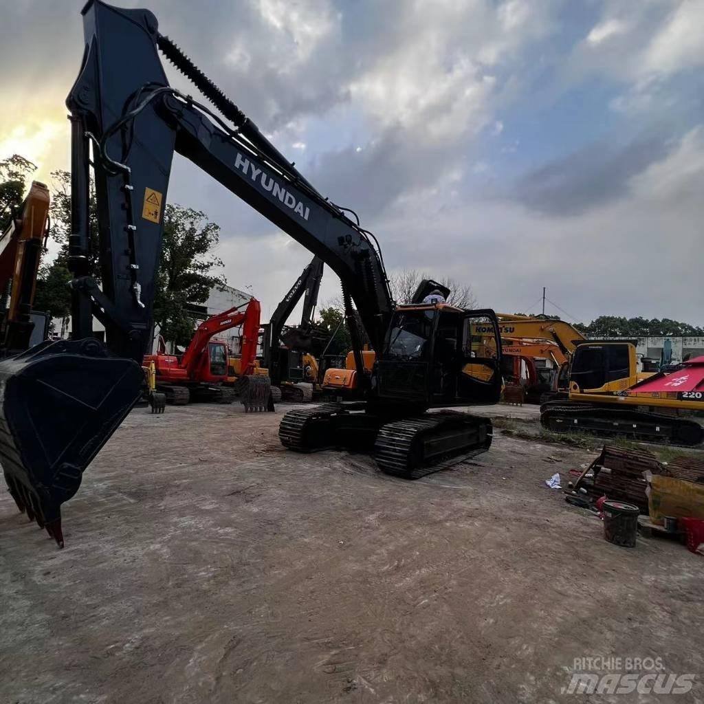 Hyundai R220-9S Telakaivukoneet
