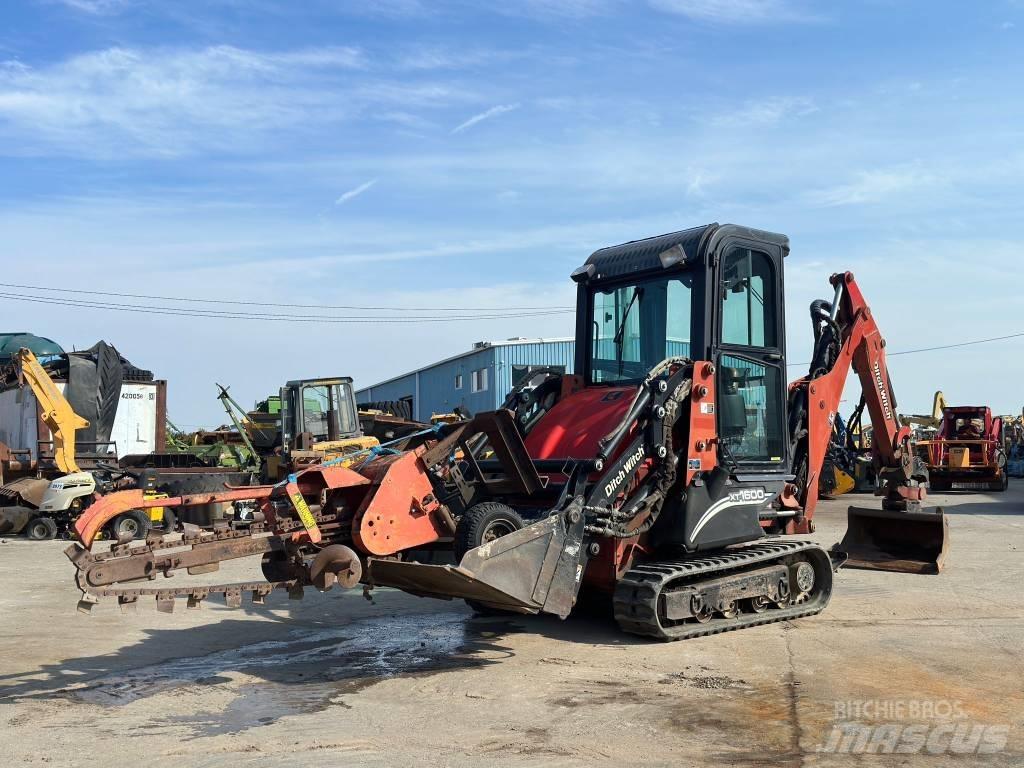 Ditch Witch XT 1600 Kaivurikuormaajat