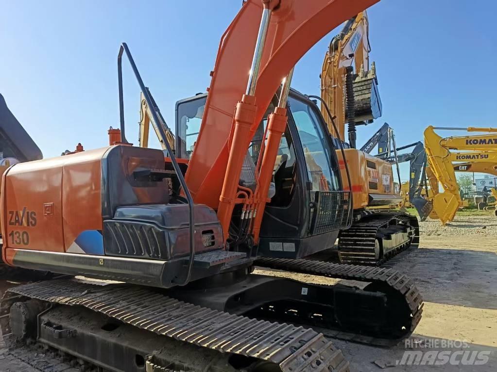 Hitachi ZX130-5A Telakaivukoneet