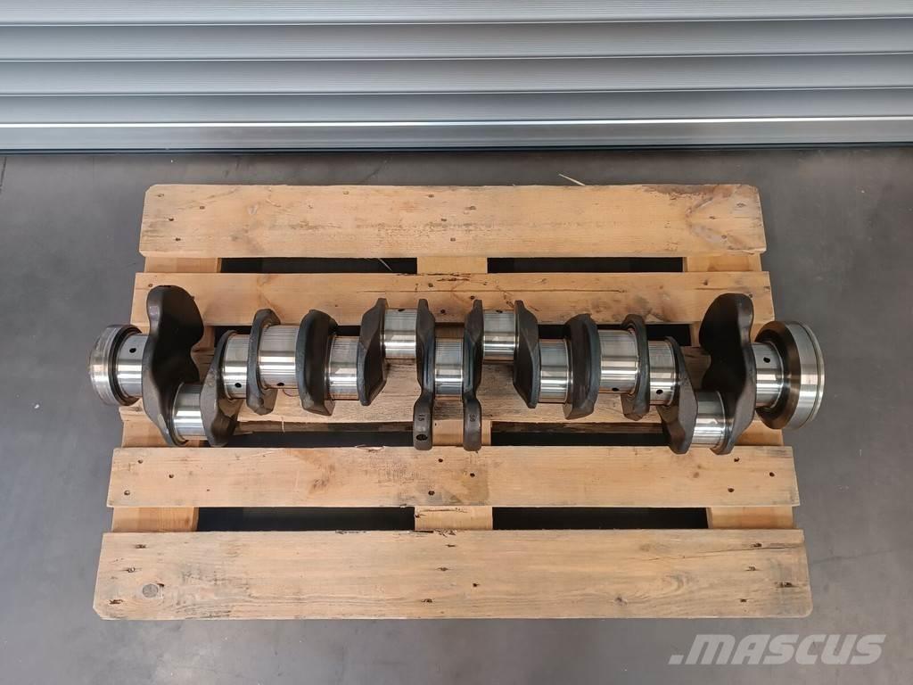 Volvo 20486222 Moottorit