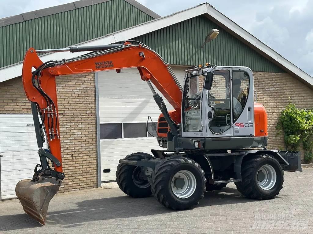 Neuson 9503 Midikaivukoneet 7t - 12t