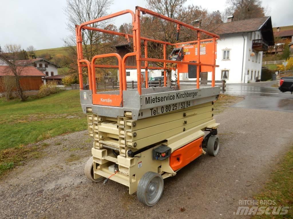 JLG 3246 ES Saksilavat