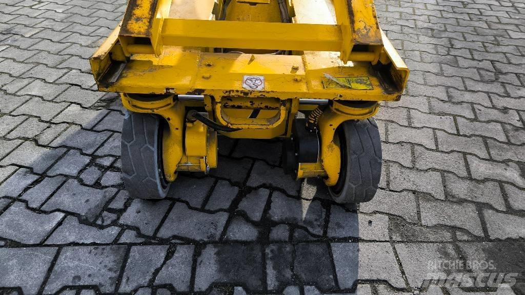 JLG 1930 ES Saksilavat