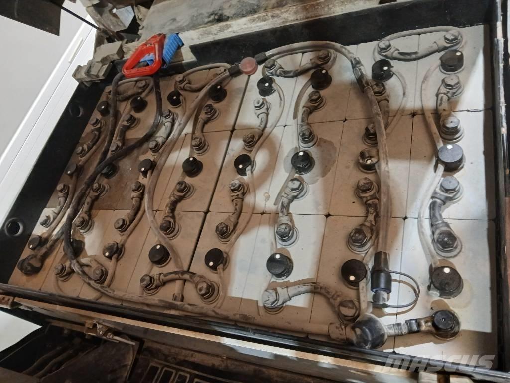 Nissan JAG1N1L16Q Sähkötrukit