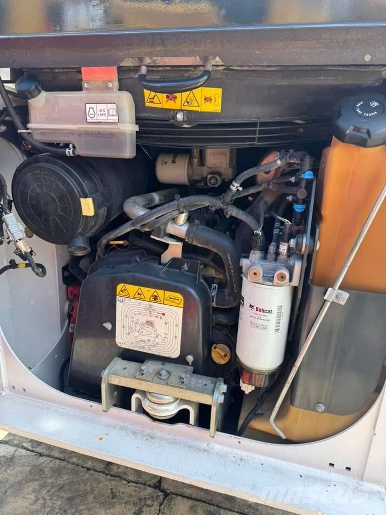 Bobcat S 62 Liukuohjatut kuormaajat