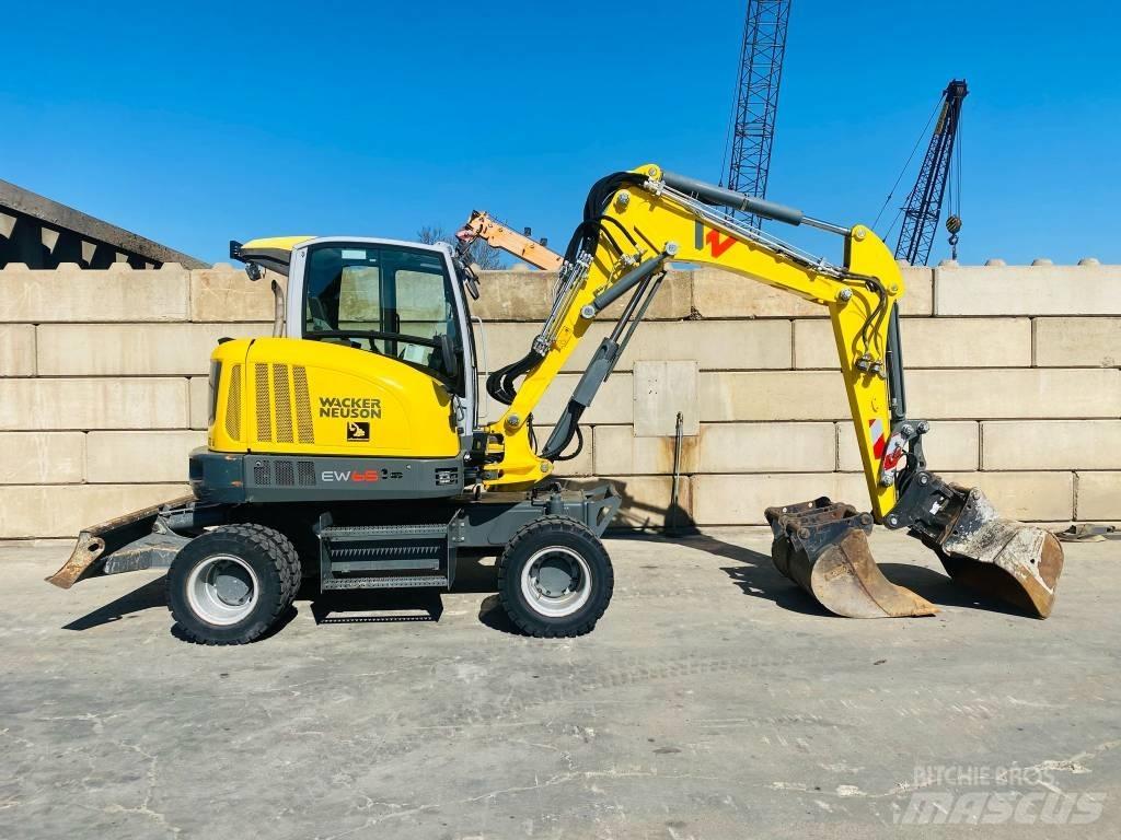 Wacker Neuson EW 65 Pyöräkaivukoneet