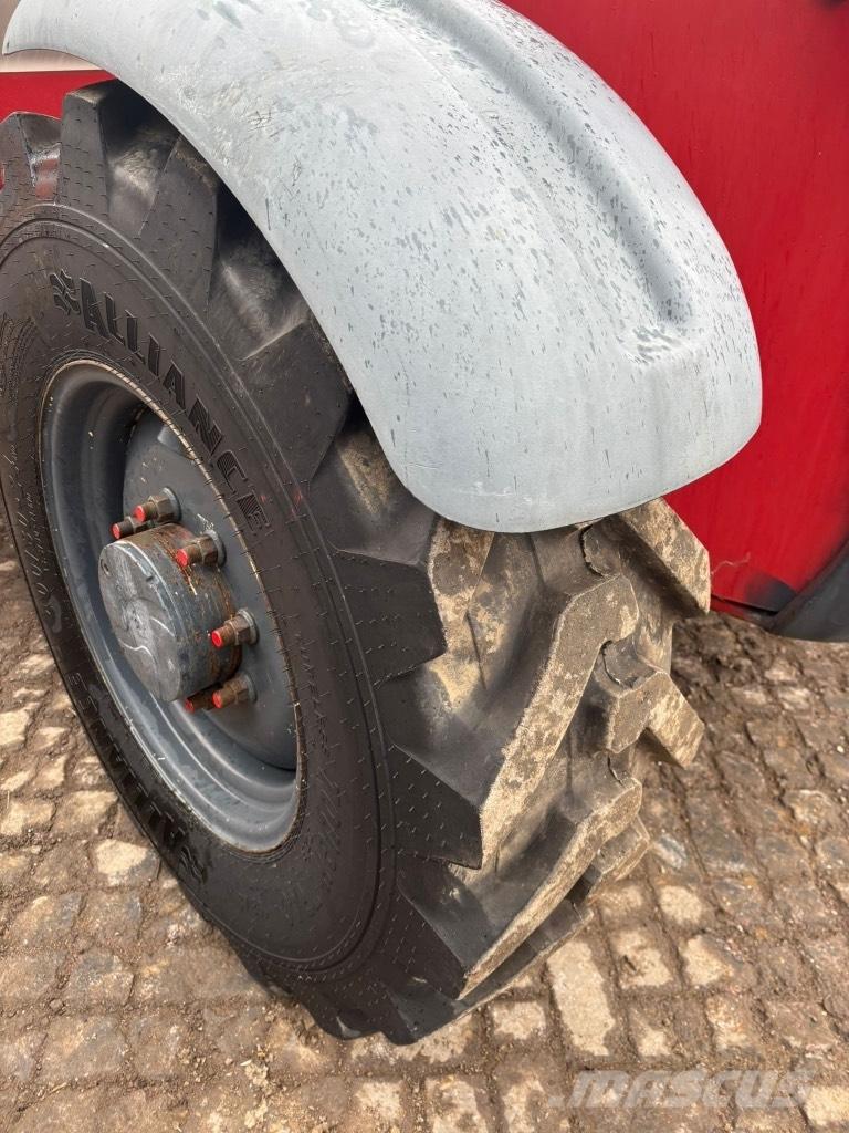 Manitou MT 932 Kurottajat