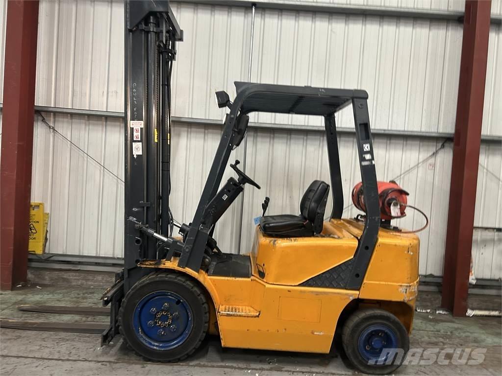 Daewoo G25E-3 Nestekaasutrukit