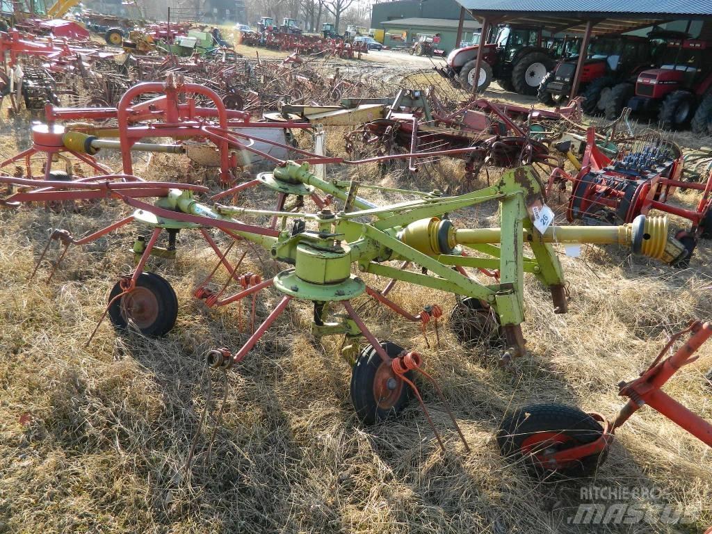 CLAAS 4 Pöyhimet ja haravat