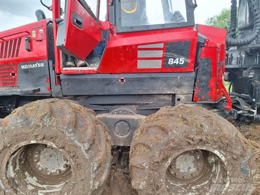 Komatsu 845 Kuormatraktorit
