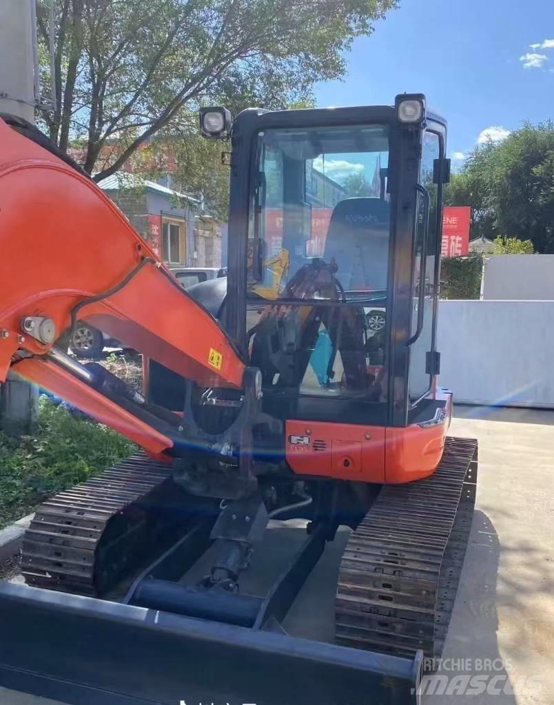 Kubota 163 Telakaivukoneet