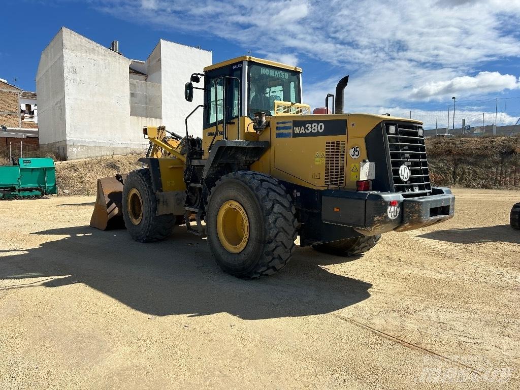 Komatsu WA 380-5 Pyöräkuormaajat
