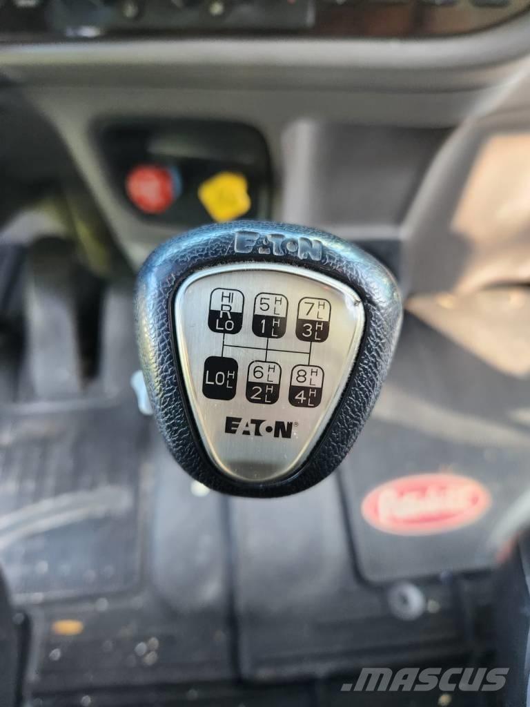 Peterbilt 389 Vetopöytäautot
