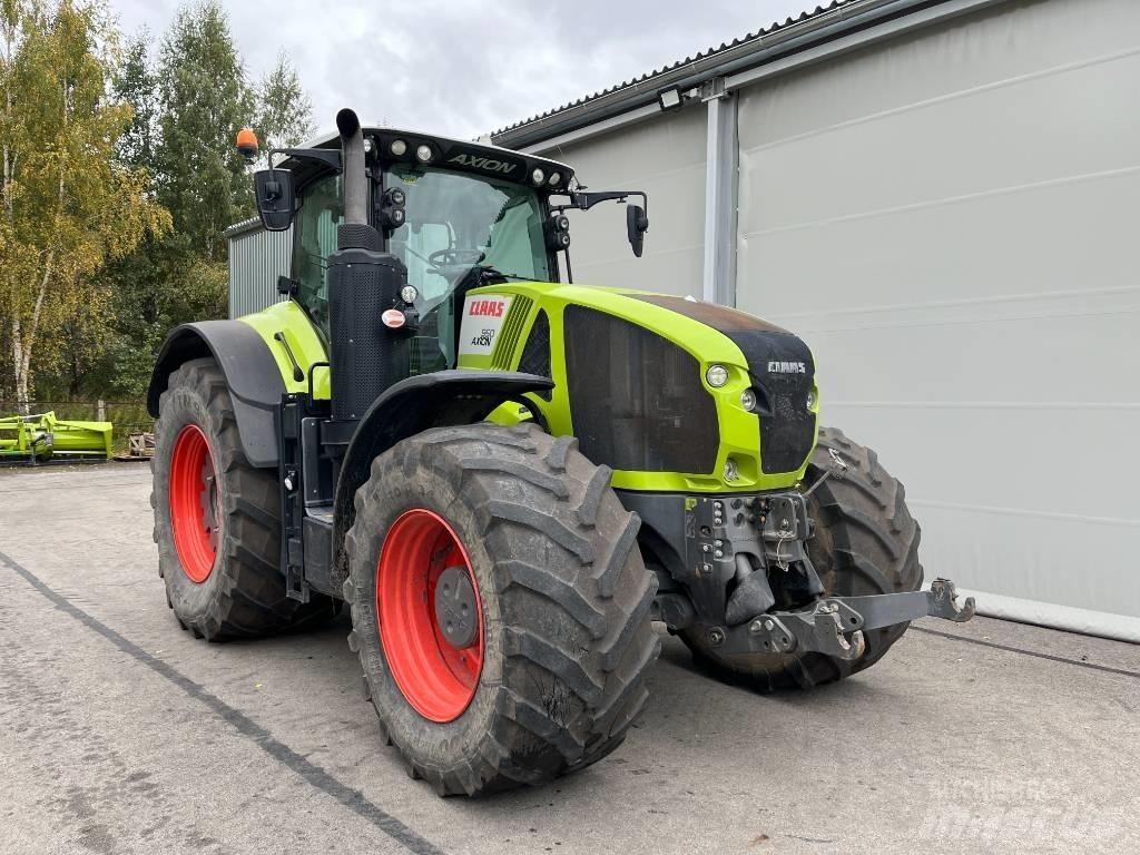 CLAAS Axion 950 Traktorit