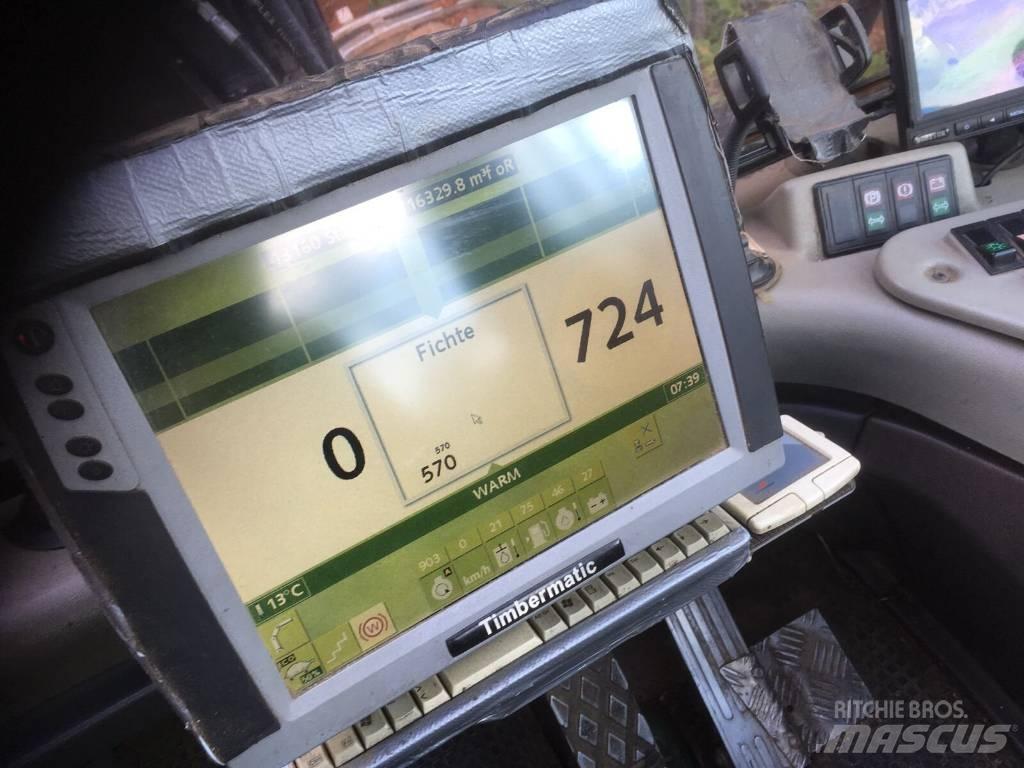 John Deere 1270 D Harvesterit