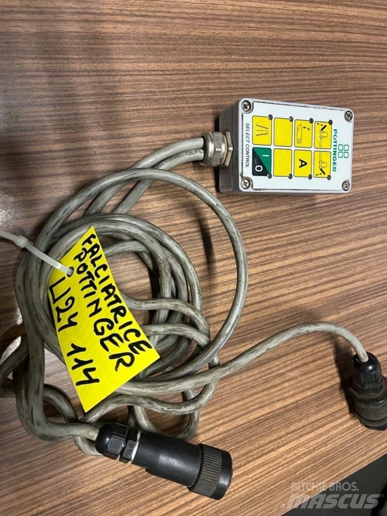 Pöttinger X8 RC Niittomurskaimet