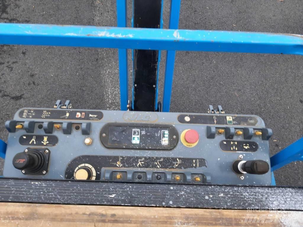 JLG 660 SJ Teleskooppipuominostimet