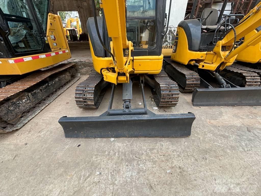 Komatsu PC35MR Minikaivukoneet < 7t