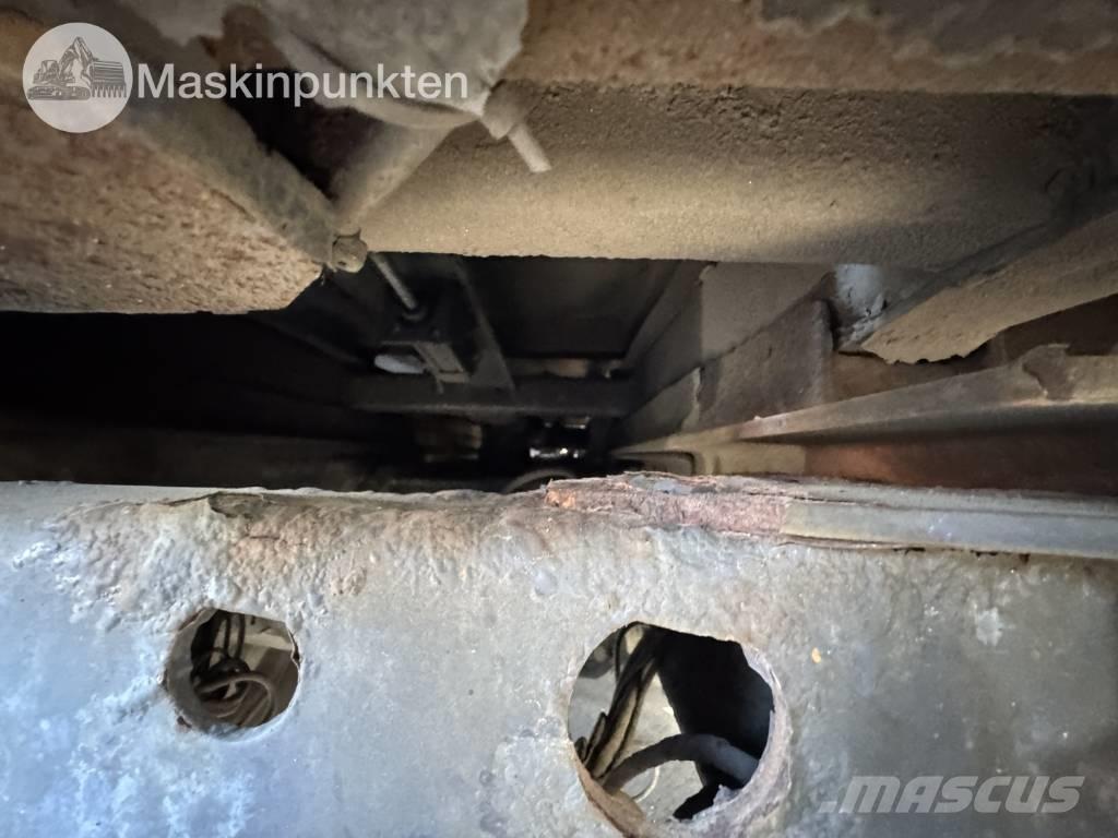 Scania R 560 LB Nostovarsi-vaihtolavakuorma-autot