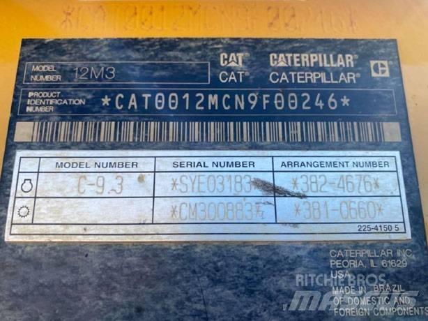 CAT 12 M 3 Tiehöylät