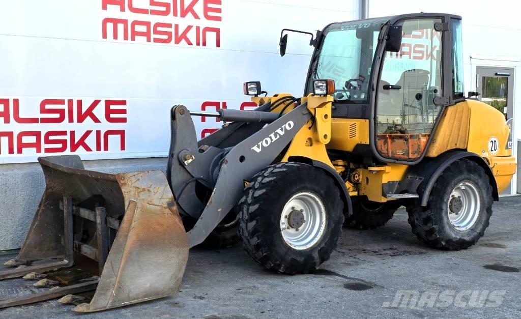 Volvo L 25 B Pyöräkuormaajat
