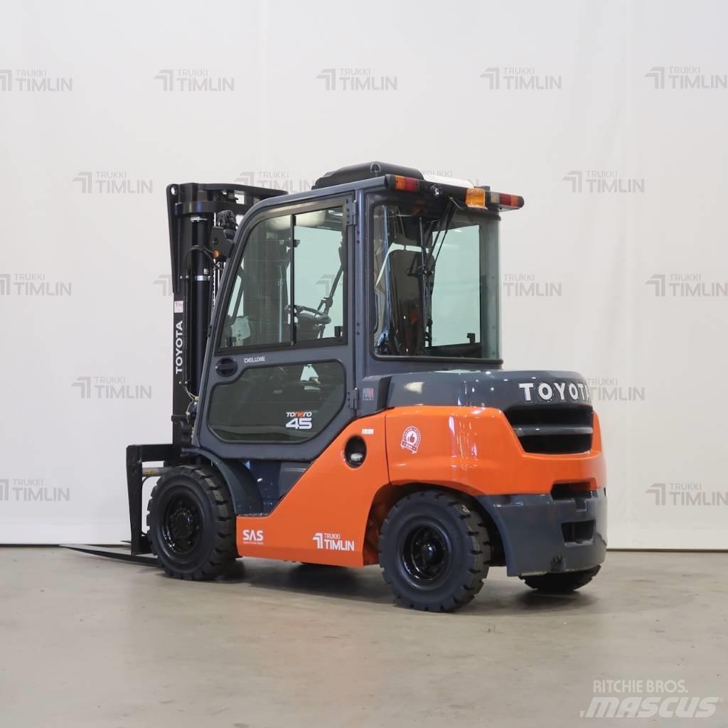 Toyota 40-8FD40N Dieseltrukit