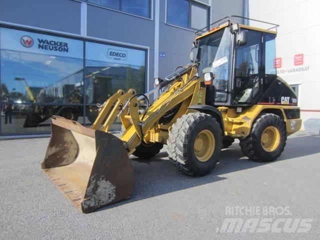 CAT 906 Pyöräkuormaajat