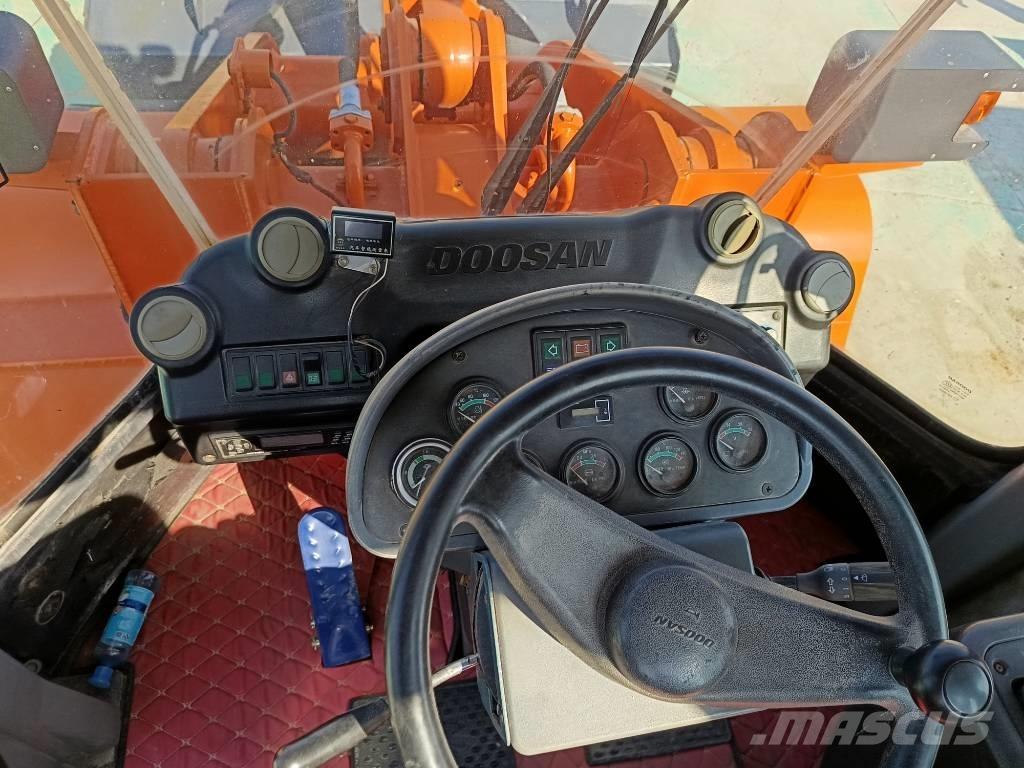 Doosan DL 505 Pyöräkuormaajat