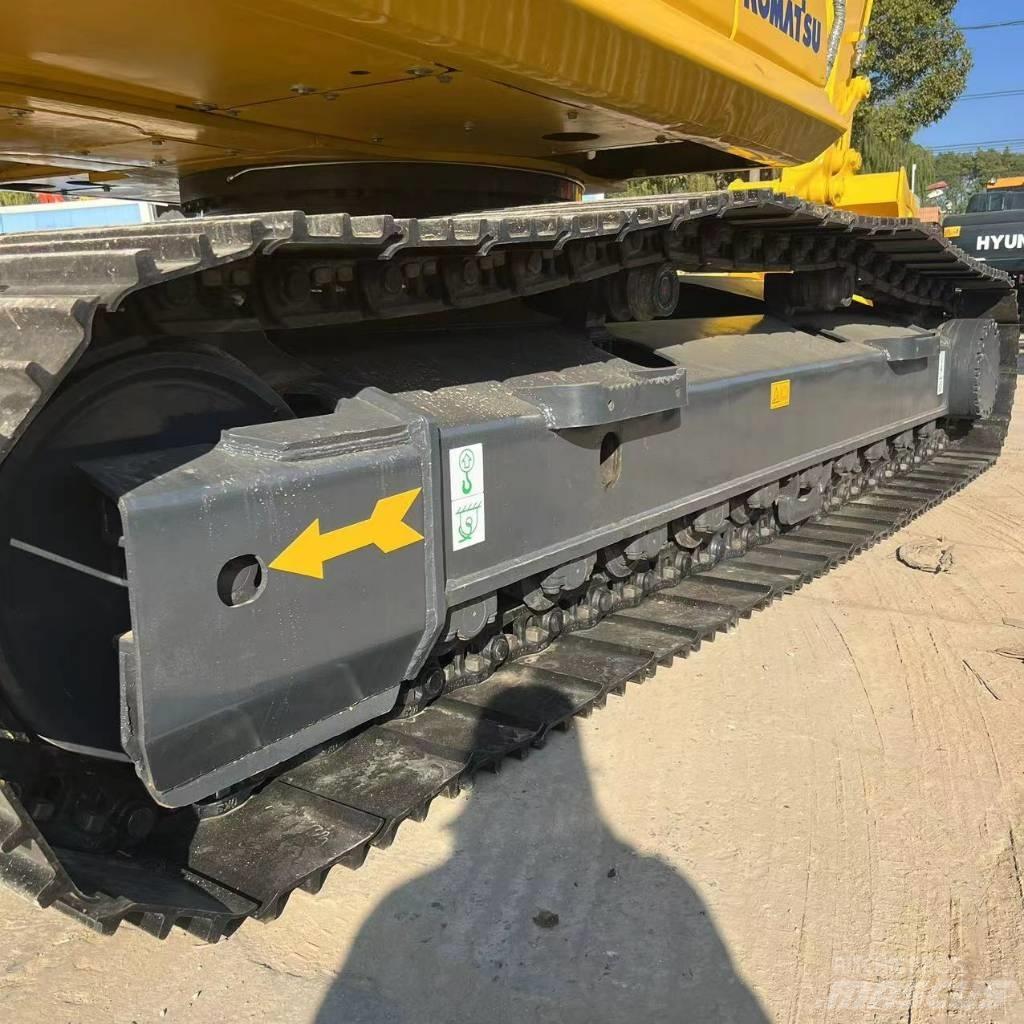 Komatsu PC240LC-8 Minikaivukoneet < 7t