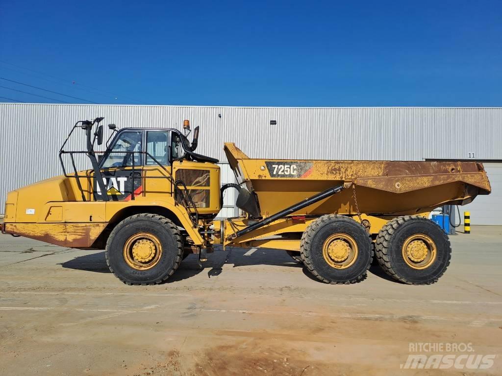 CAT 725C2 Dumpperit
